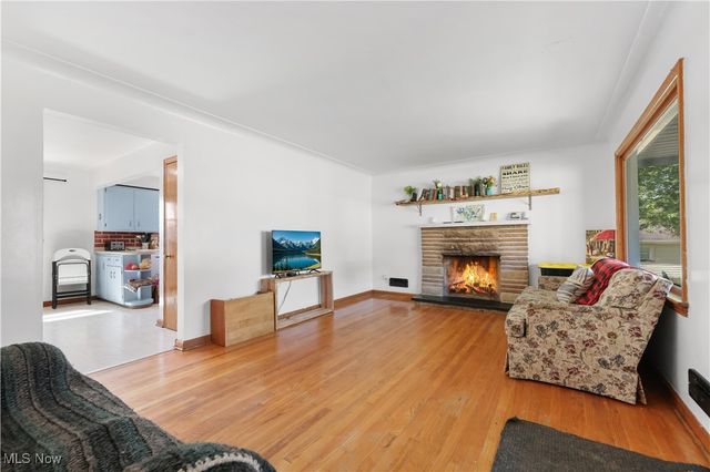 97 Rosary Drive, Campbell, OH 44405