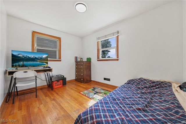 97 Rosary Drive, Campbell, OH 44405