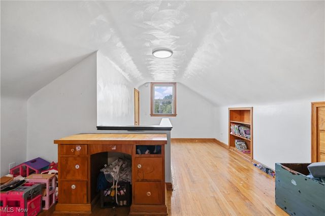 97 Rosary Drive, Campbell, OH 44405