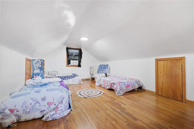 97 Rosary Drive, Campbell, OH 44405