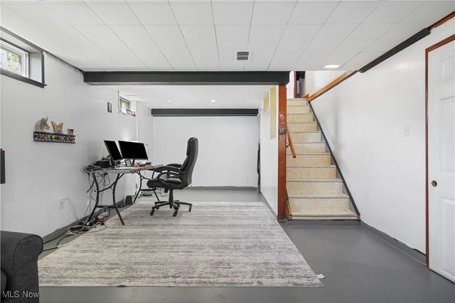 97 Rosary Drive, Campbell, OH 44405