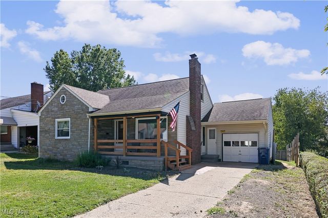 97 Rosary Drive, Campbell, OH 44405