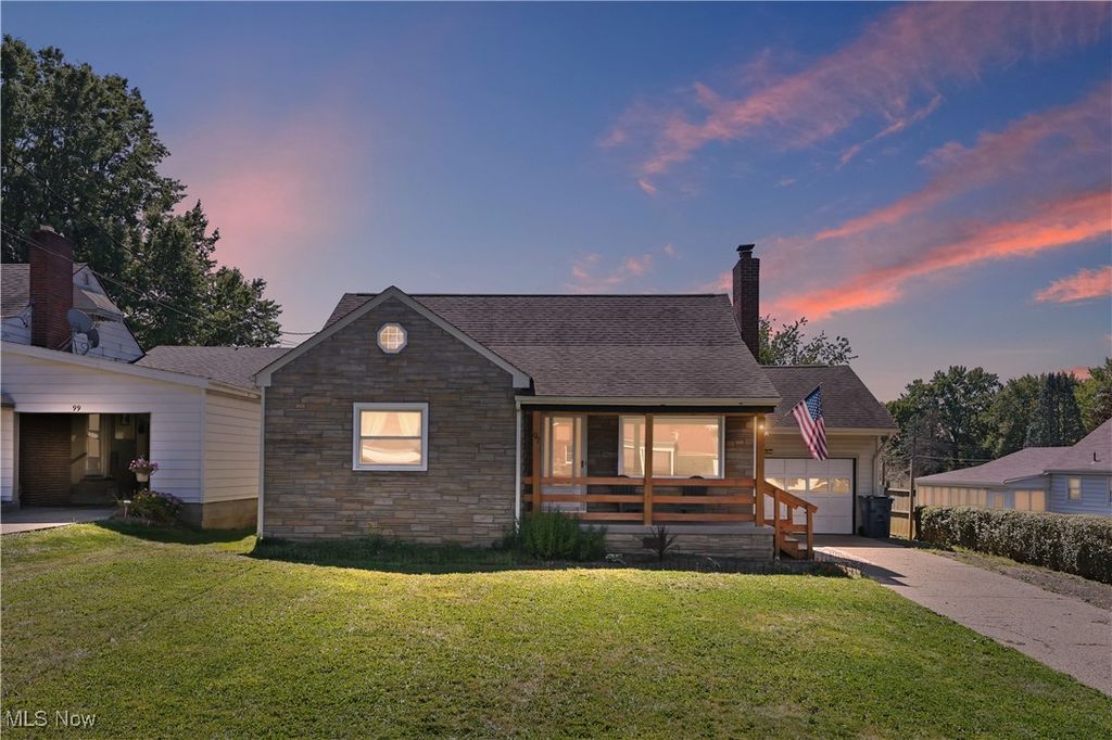 97 Rosary Drive, Campbell, OH 44405