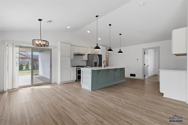 1925 Absaroka Street, Spearfish, SD 57783