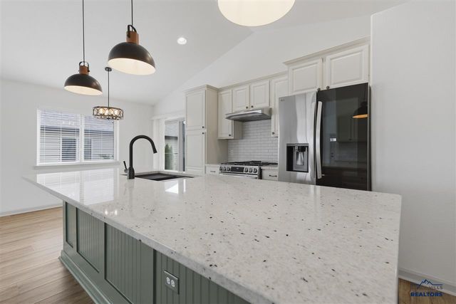 1925 Absaroka Street, Spearfish, SD 57783