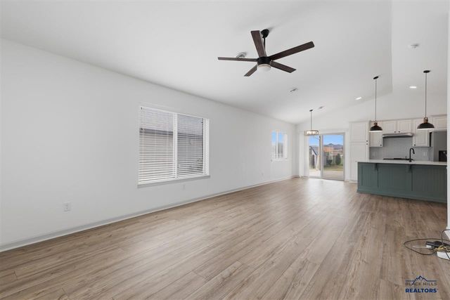 1925 Absaroka Street, Spearfish, SD 57783