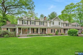 876 Meadow Lane, Franklin Lakes, NJ 07417