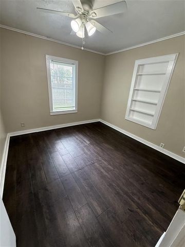 1002 13th Street, Lake Charles, LA 70601