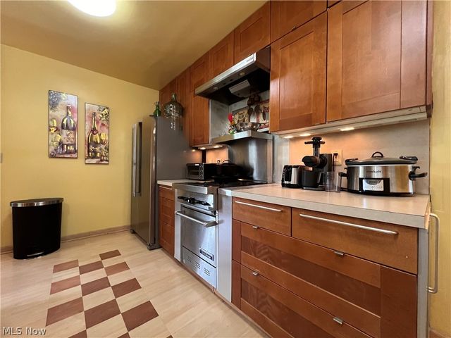 15541 Brewster Road, East Cleveland, OH 44112