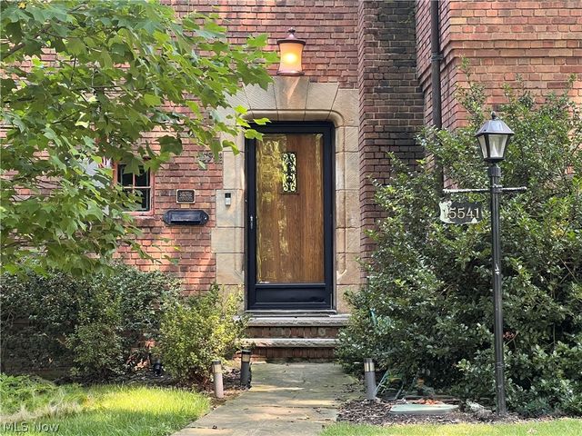 15541 Brewster Road, East Cleveland, OH 44112