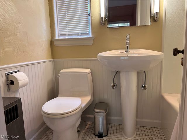 15541 Brewster Road, East Cleveland, OH 44112