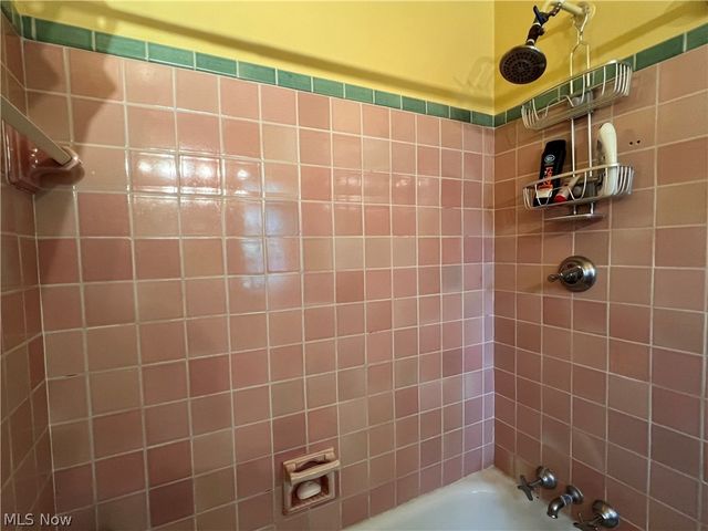 15541 Brewster Road, East Cleveland, OH 44112