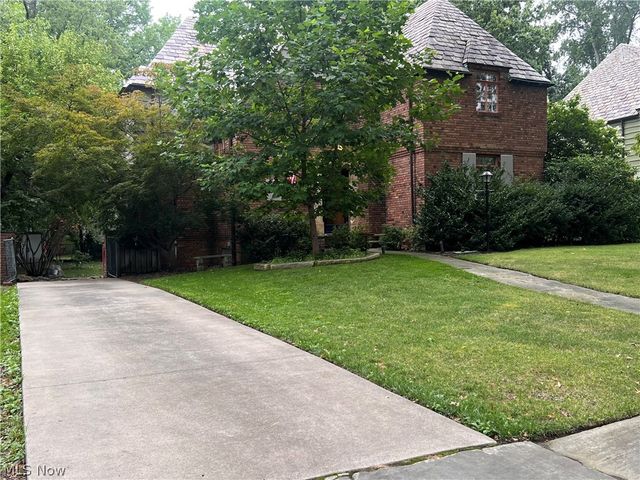 15541 Brewster Road, East Cleveland, OH 44112