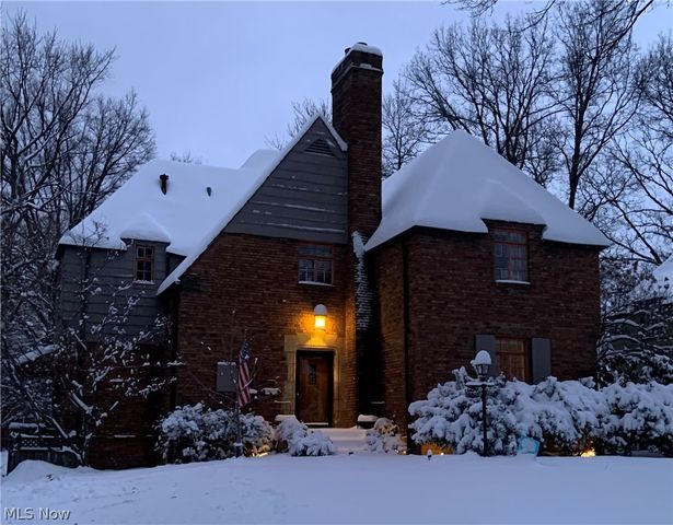15541 Brewster Road, East Cleveland, OH 44112