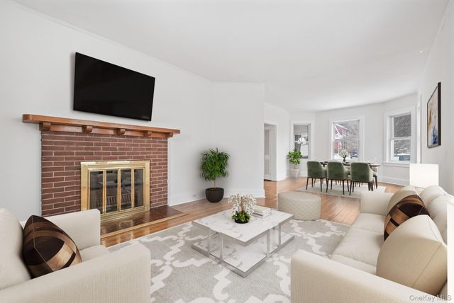 36 Longview Avenue, White Plains, NY 10605