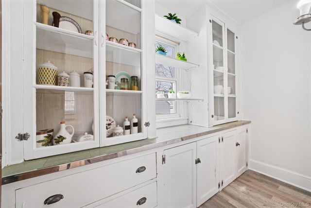 36 Longview Avenue, White Plains, NY 10605