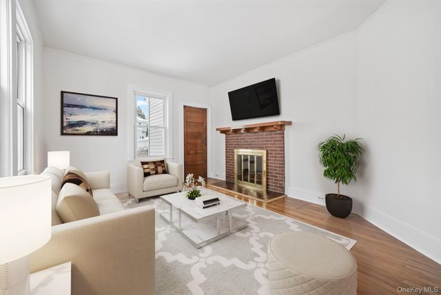 36 Longview Avenue, White Plains, NY 10605