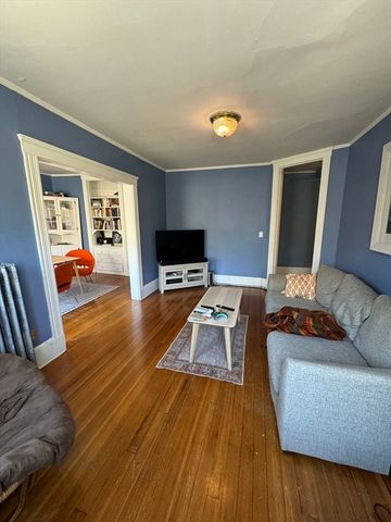 26 Parkway Road 3, Brookline, MA 02445