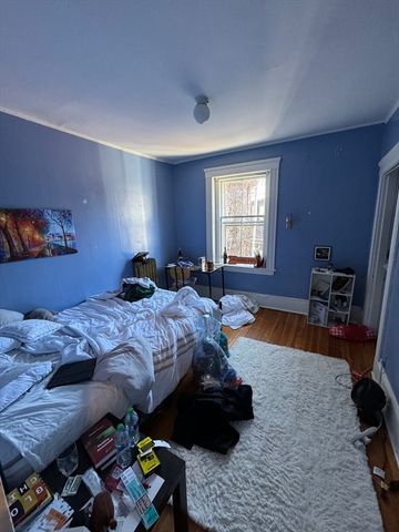 26 Parkway Road 3, Brookline, MA 02445