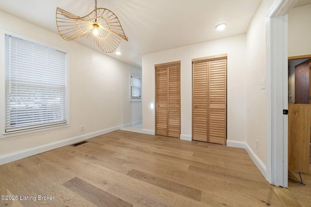 1227 Hull St, Louisville, KY 40204