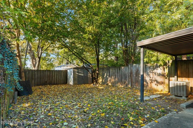 1227 Hull St, Louisville, KY 40204