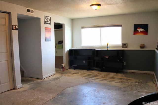 1727 E 83rd Avenue, Denver, CO 80229