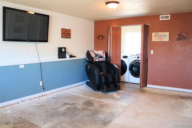 1727 E 83rd Avenue, Denver, CO 80229