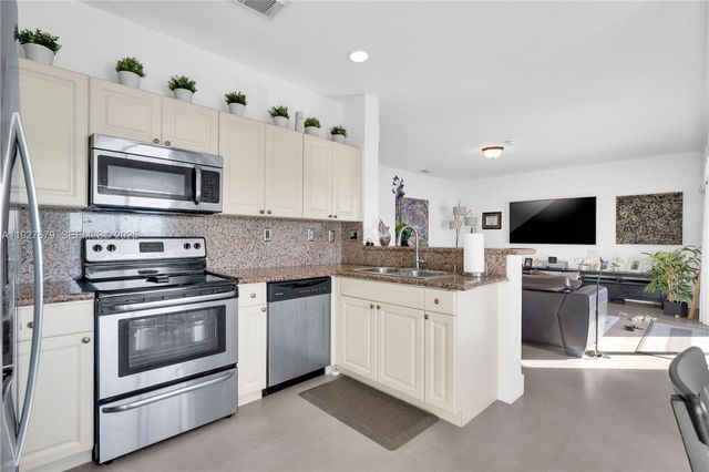 13000 SW 136th Ter, Miami, FL 33186