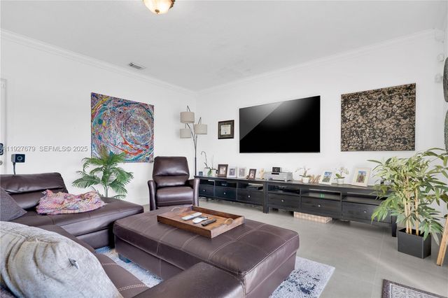 13000 SW 136th Ter, Miami, FL 33186