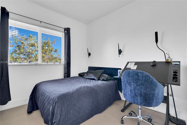 13000 SW 136th Ter, Miami, FL 33186