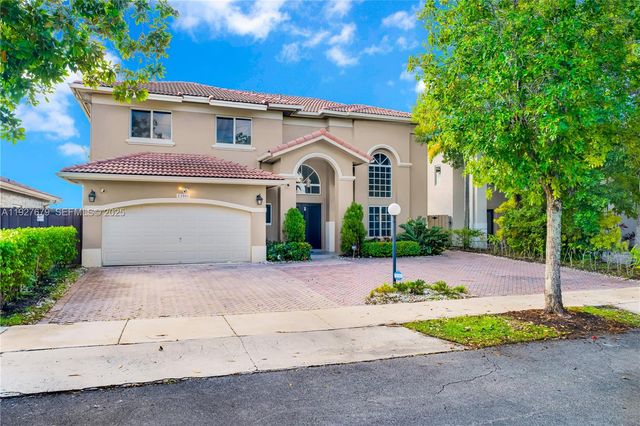 13000 SW 136th Ter, Miami, FL 33186