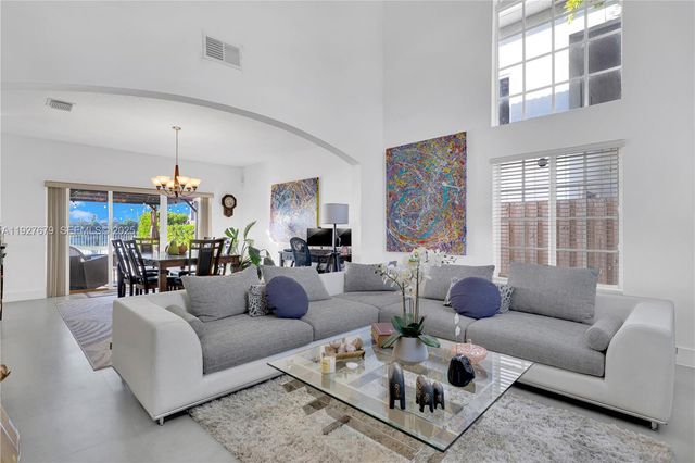 13000 SW 136th Ter, Miami, FL 33186