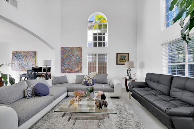 13000 SW 136th Ter, Miami, FL 33186