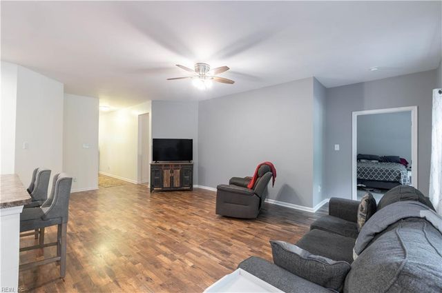 7427 Wicks RD, Williamsburg, VA 23188
