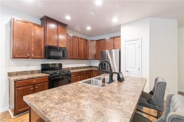 7427 Wicks RD, Williamsburg, VA 23188