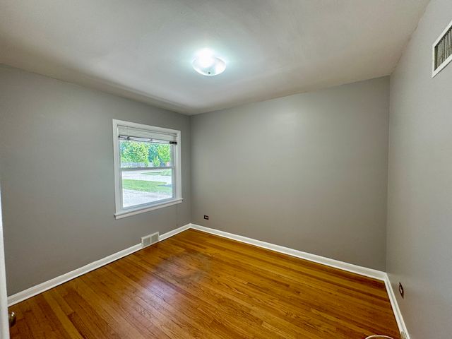 912 N Greenwood Avenue, Park Ridge, IL 60068