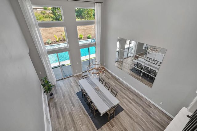 724 Oliver Ct, Folsom, CA 95630