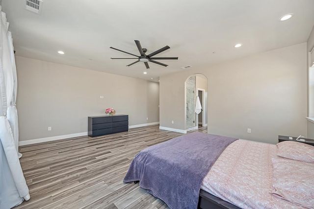 724 Oliver Ct, Folsom, CA 95630