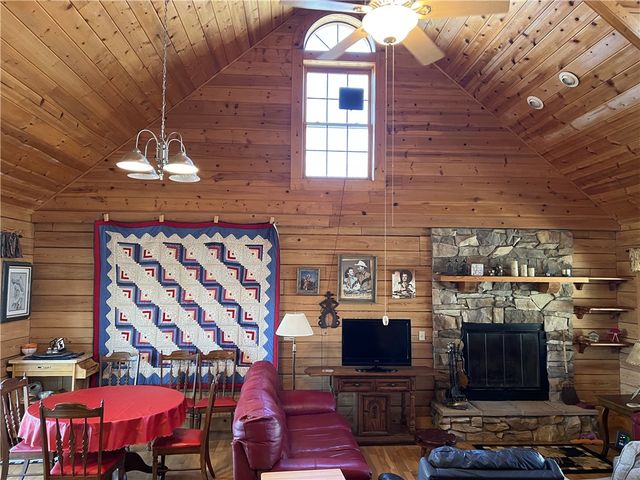 483 NC 8060, Jasper, AR 72641