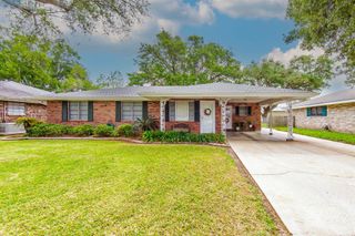 1109 Park Dr, Thibodaux, LA 70301