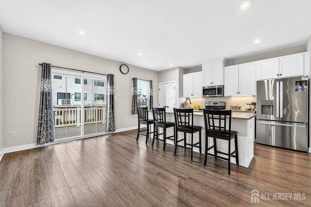 39 Sage Way, Mount Laurel, NJ 08054