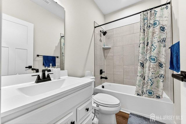 39 Sage Way, Mount Laurel, NJ 08054