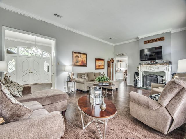 4009 Villa Grove Drive, Dallas, TX 75287