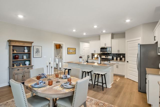 349 Great Belt PVT Bend, Gallatin, TN 37066