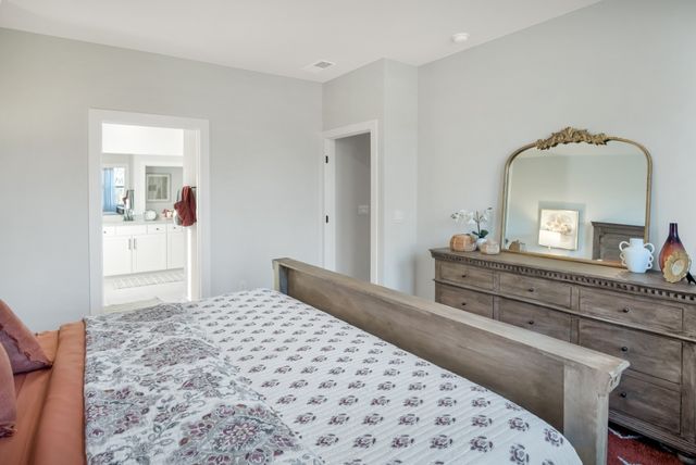 349 Great Belt PVT Bend, Gallatin, TN 37066