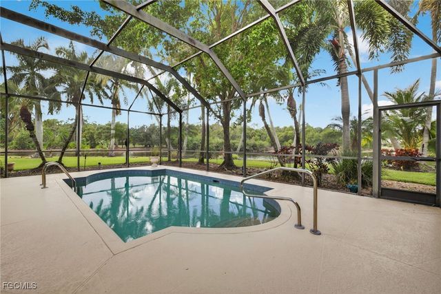 11990 Hidden Links DR, Fort Myers, FL 33913