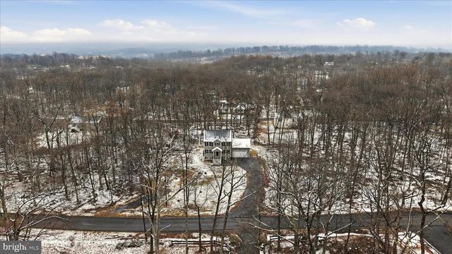 145 GRAYWOLF TRL, Winchester, VA 22602