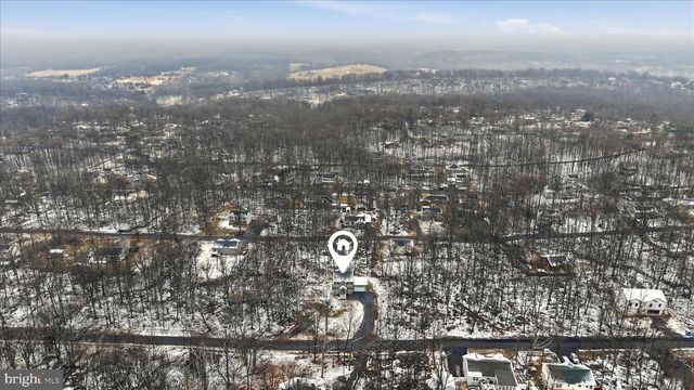 145 GRAYWOLF TRL, Winchester, VA 22602