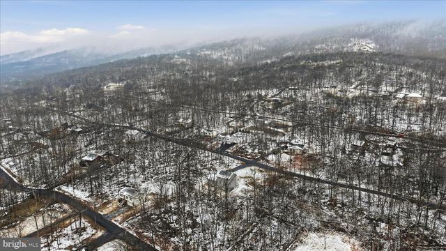 145 GRAYWOLF TRL, Winchester, VA 22602