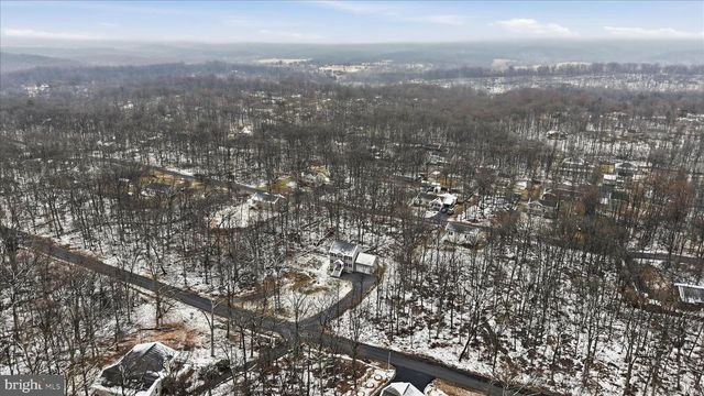 145 GRAYWOLF TRL, Winchester, VA 22602